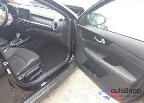 2024 Kia Forte Gt Line z USA, uszkodzony, nr VIN 3KPF54ADXRE712878